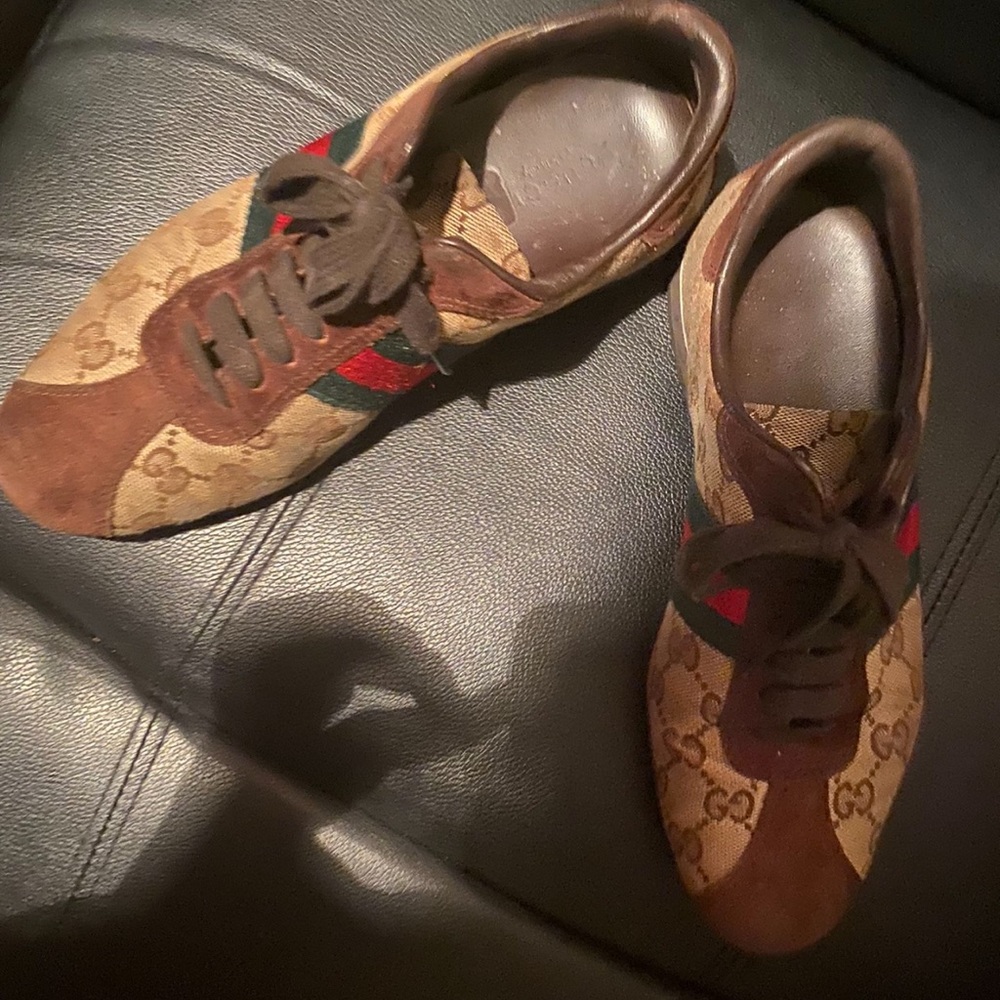 Gucci sneaker size 37